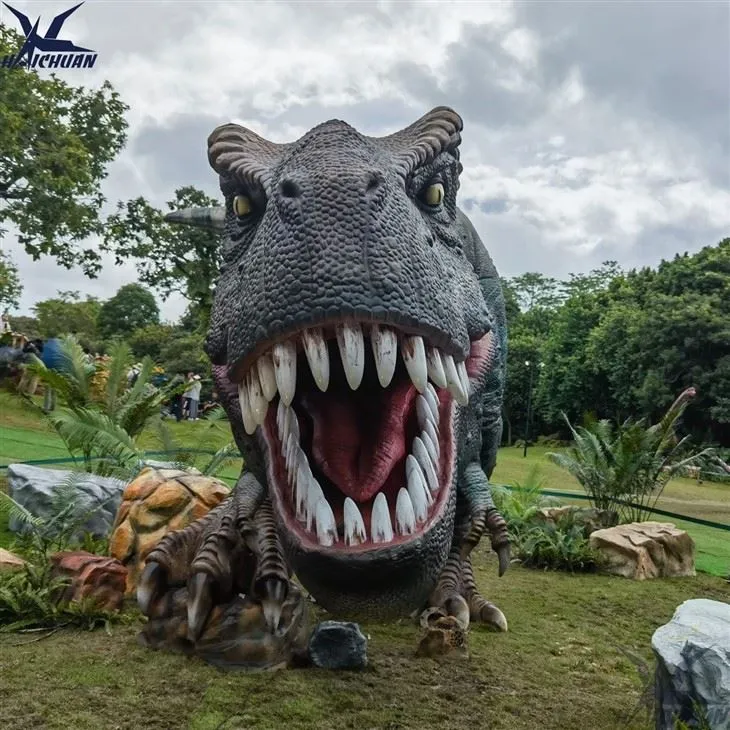 Giant Tyrannosaurus Rex